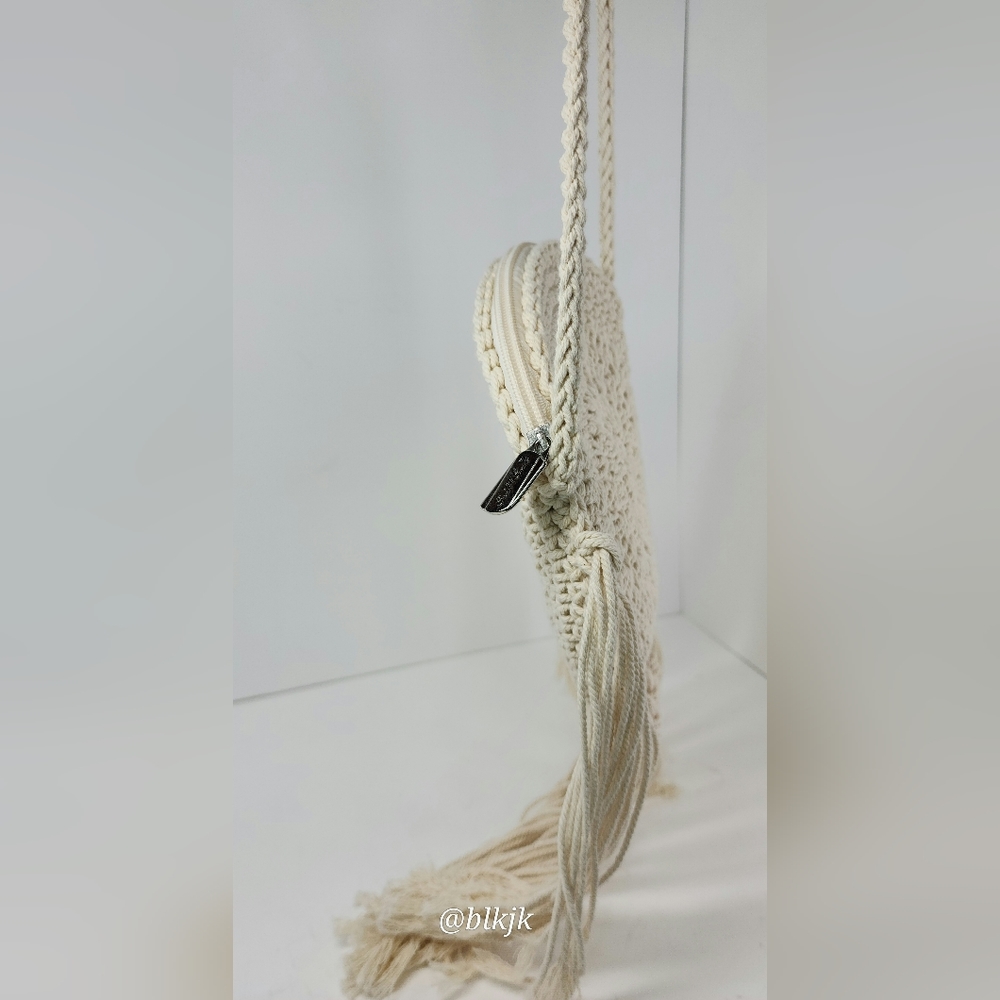 Sun n Sand Crossbody Crochet Fringe Bag *Natural* EUC - Picture 6 of 9